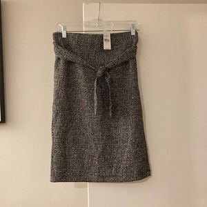 NWT Loft stretchy pencil skirt, unique black marled fabric